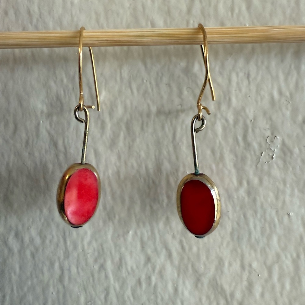 Elegant Vintage Gold & Red Oval Earrings